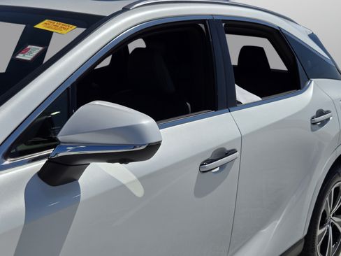 Used 2025 Lexus RX 350 Premium w/ Accessory Package (Z1) FWD image 31