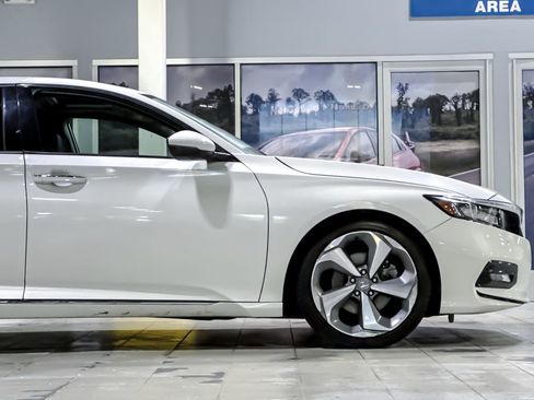 Certified 2020 Honda Accord Touring image 34