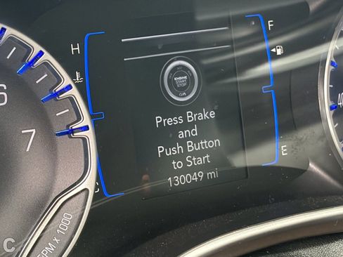 Used 2021 Chrysler Voyager Lxi FWD image 11