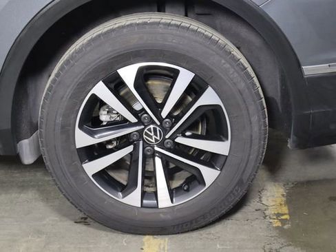 Used 2022 Volkswagen Tiguan S AWD/4WD image 36