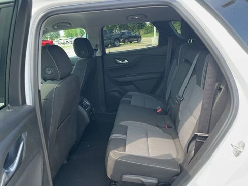 Used 2025 Chevrolet Blazer LT FWD image 29