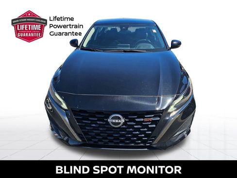 Used 2025 Nissan Altima 2.5 SR FWD image 5