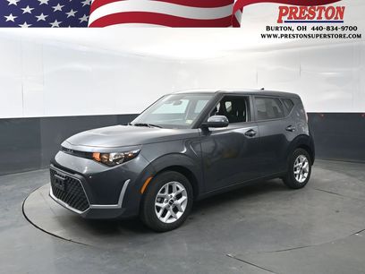 Used 2025 Kia Soul LX w/ LX Technology Package