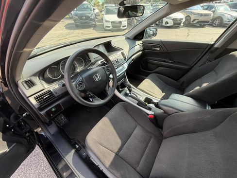 Used 2015 Honda Accord EX image 15