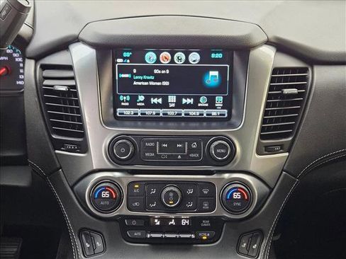 Used 2020 Chevrolet Suburban LT image 13