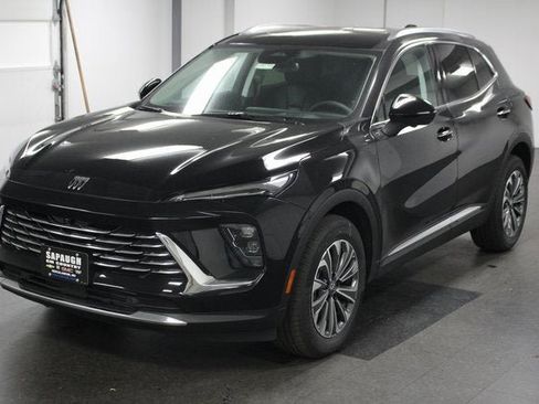 New 2025 Buick Envision Preferred image 2