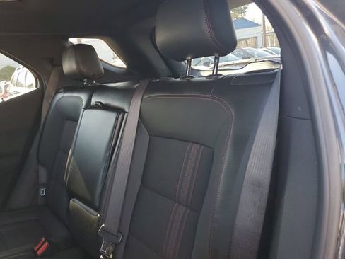 Used 2022 Chevrolet Equinox RS image 14