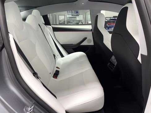 Used 2025 Tesla Model 3 Performance AWD/4WD image 21