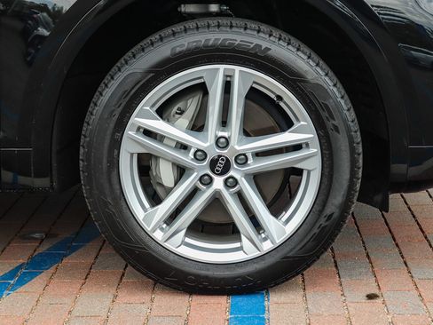 Certified 2025 Audi Q5 e Premium Plus w/ Premium Plus Package AWD/4WD image 10