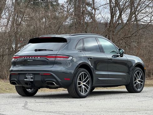 Certified 2025 Porsche Macan image 6