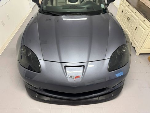 Used 2010 Chevrolet Corvette Grand Sport w/ Preferred Equipment Group image 7