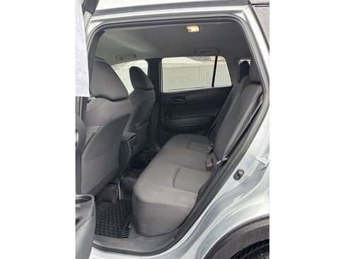 Used 2023 Toyota Corolla Cross LE image 15