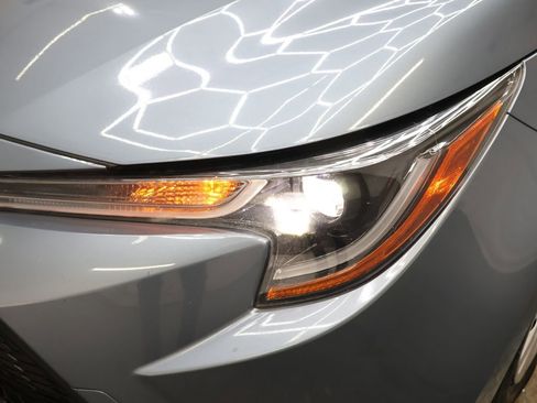 Used 2022 Toyota Corolla LE FWD image 27