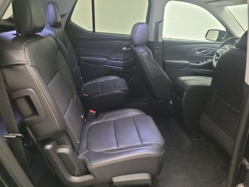 Used 2018 Chevrolet Traverse Premier w/ Redline Edition FWD image 19