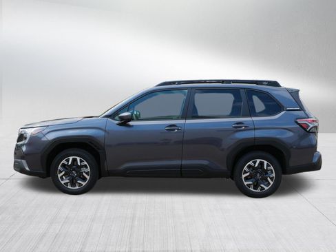 Used 2026 Subaru Forester Premium AWD/4WD image 4