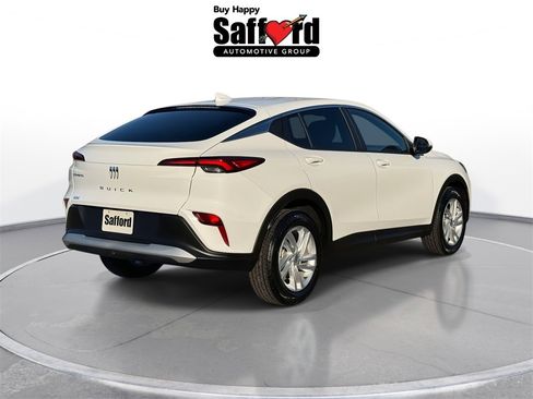 Used 2024 Buick Envista Preferred image 8