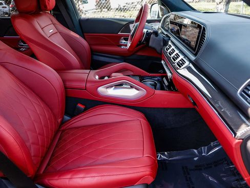 New 2026 Mercedes-Benz GLS 63 AMG 4MATIC image 17