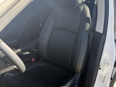 Used 2025 Honda Odyssey Elite image 6