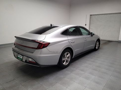 Used 2021 Hyundai Sonata SE FWD image 9
