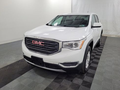 Used 2018 GMC Acadia SLE image 15