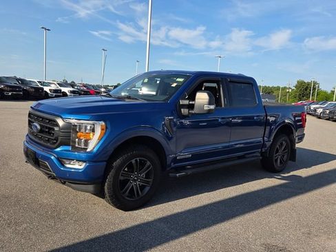 Used 2022 Ford F150 XLT w/ Equipment Group 302A High AWD/4WD image 3