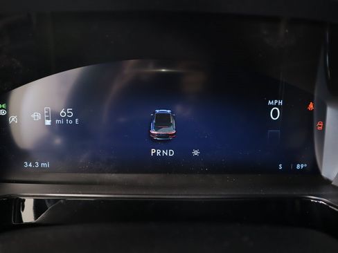 New 2025 Lincoln Corsair Reserve image 4