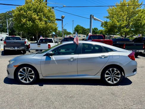 Used 2018 Honda Civic LX image 2