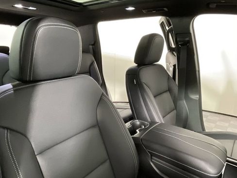 New 2026 Chevrolet Traverse LT w/ Sun and Wheel Package image 28