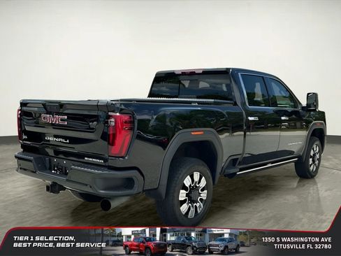 Used 2025 GMC Sierra 3500 Denali w/ Technology Package AWD/4WD image 6