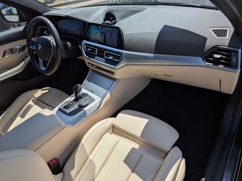Used 2022 BMW 330i Sedan w/ Convenience Package RWD image 40