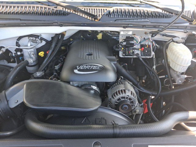 Used 2005 GMC Sierra 2500 W/T RWD image 23