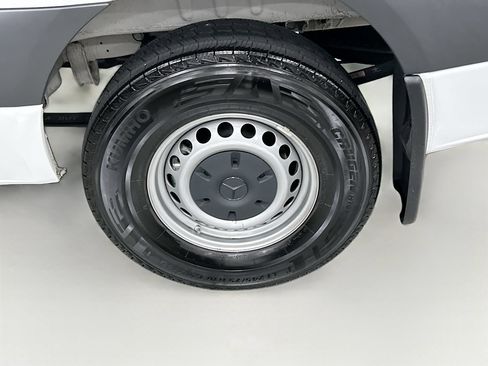 Certified 2025 Mercedes-Benz Sprinter 2500 image 29
