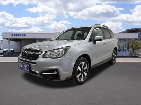 Used 2018 Subaru Forester 2.5i Premium w/ All-Weather Package image 7