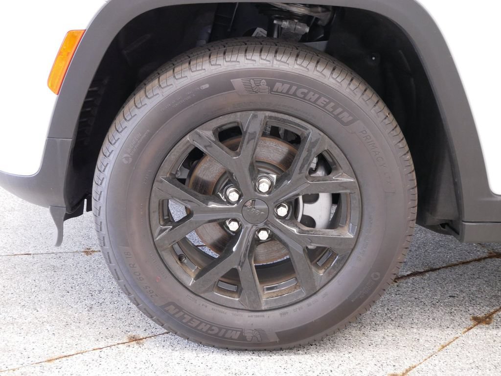 New 2026 Jeep Grand Cherokee Altitude AWD/4WD image 10