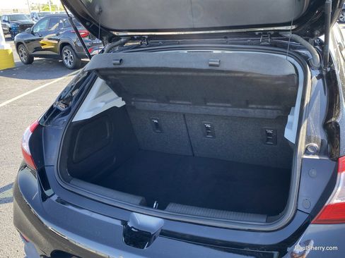 Used 2019 Chevrolet Cruze LT FWD image 13