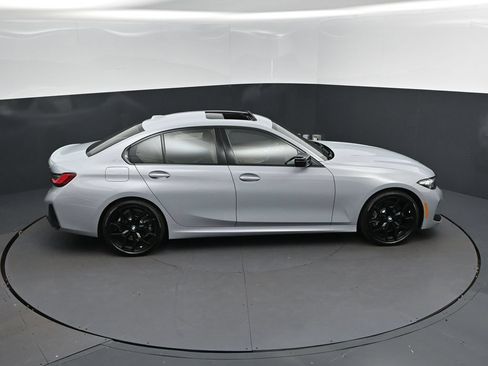 New 2026 BMW 330i Sedan w/ M Sport Package RWD image 35