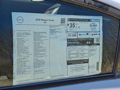 New 2025 Nissan Versa SR FWD image 11