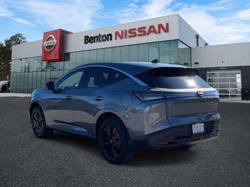 Certified 2025 Nissan Murano SV image 11