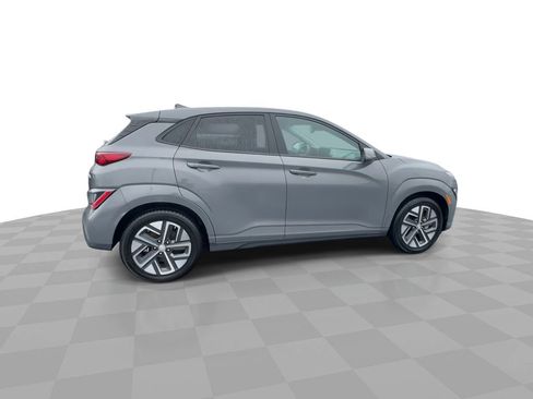 Used 2022 Hyundai Kona Limited w/ Cargo Package image 8