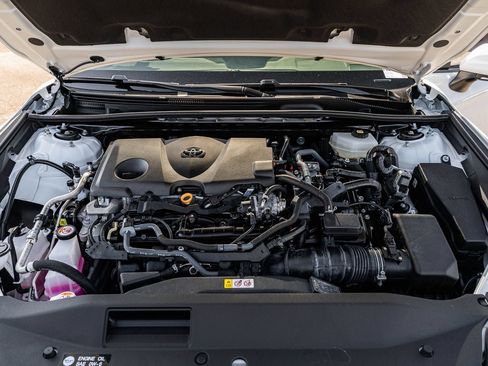 Used 2026 Toyota Camry SE FWD image 19