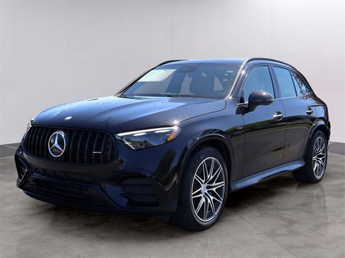 New 2025 Mercedes-Benz GLC 43 AMG 4MATIC image 3