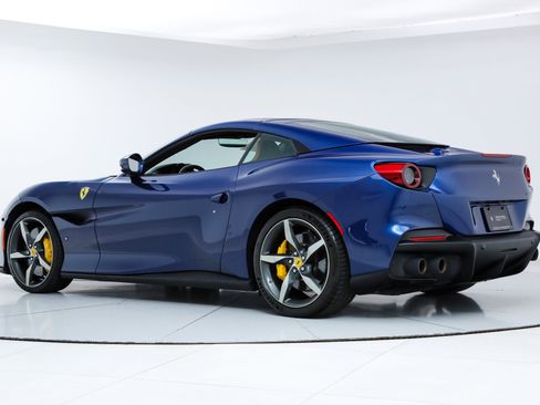 Certified 2023 Ferrari Portofino M image 38
