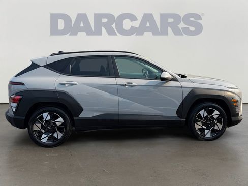 Used 2025 Hyundai Kona SEL image 8