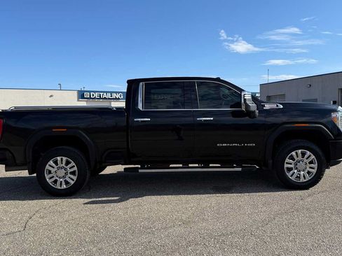 Used 2020 GMC Sierra 3500 Denali w/ Denali Ultimate Package AWD/4WD image 3