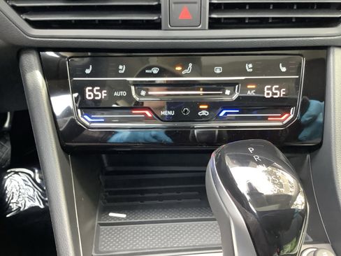 New 2026 Volkswagen Jetta SEL image 18