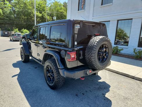 Certified 2021 Jeep Wrangler Unlimited Rubicon AWD/4WD image 3