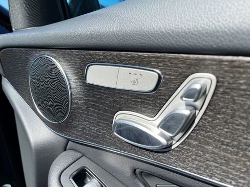 Certified 2022 Mercedes-Benz GLC 300 4MATIC w/ Multimedia Package Lite image 16