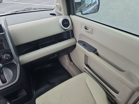 Used 2011 Honda Element LX image 12