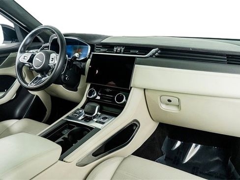 Used 2022 Jaguar F-PACE SVR image 60