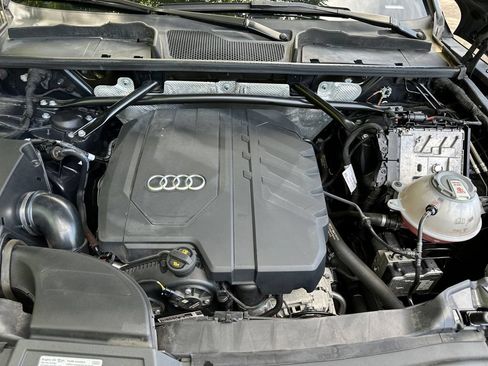 Certified 2022 Audi Q5 2.0T Premium Plus AWD/4WD image 31